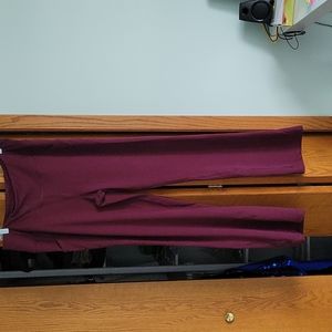 XL Maroon Yoga Pants